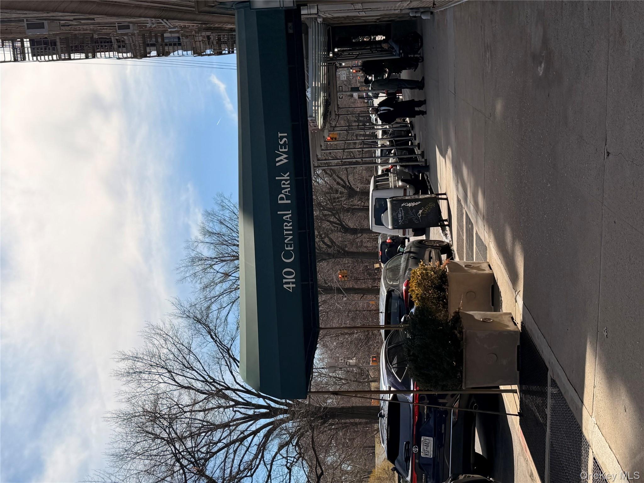 #1 photo, 410 Central Park, New York (Manhattan) , NY 10025