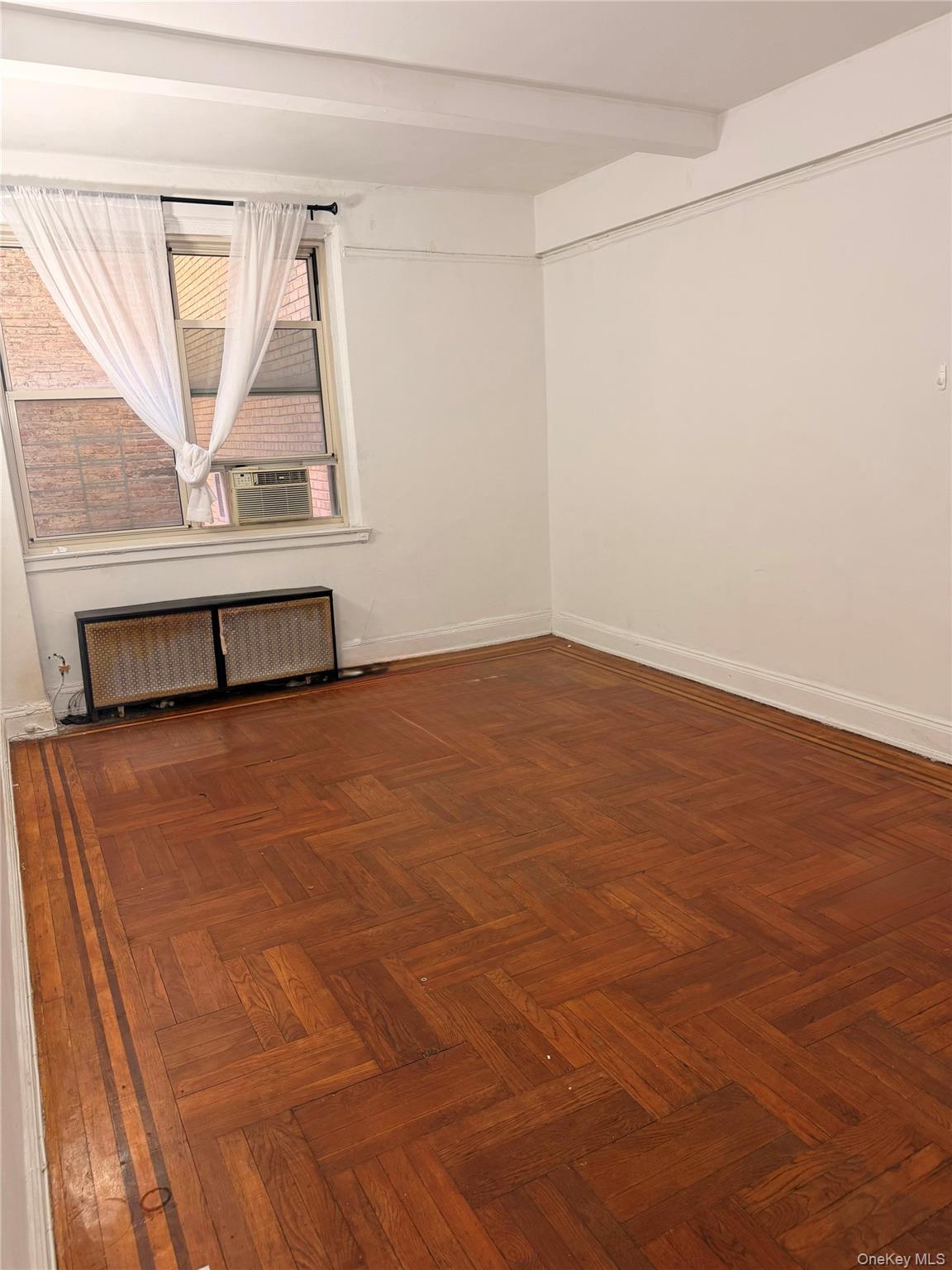 #14 photo, 410 Central Park, New York (Manhattan) , NY 10025