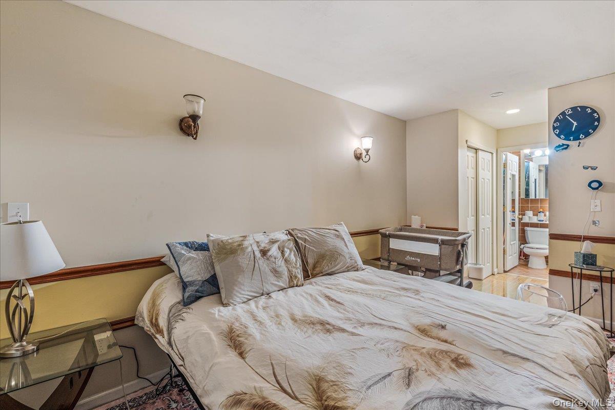 #11 photo, 93-03 90th Avenue, Woodhaven , NY 11421