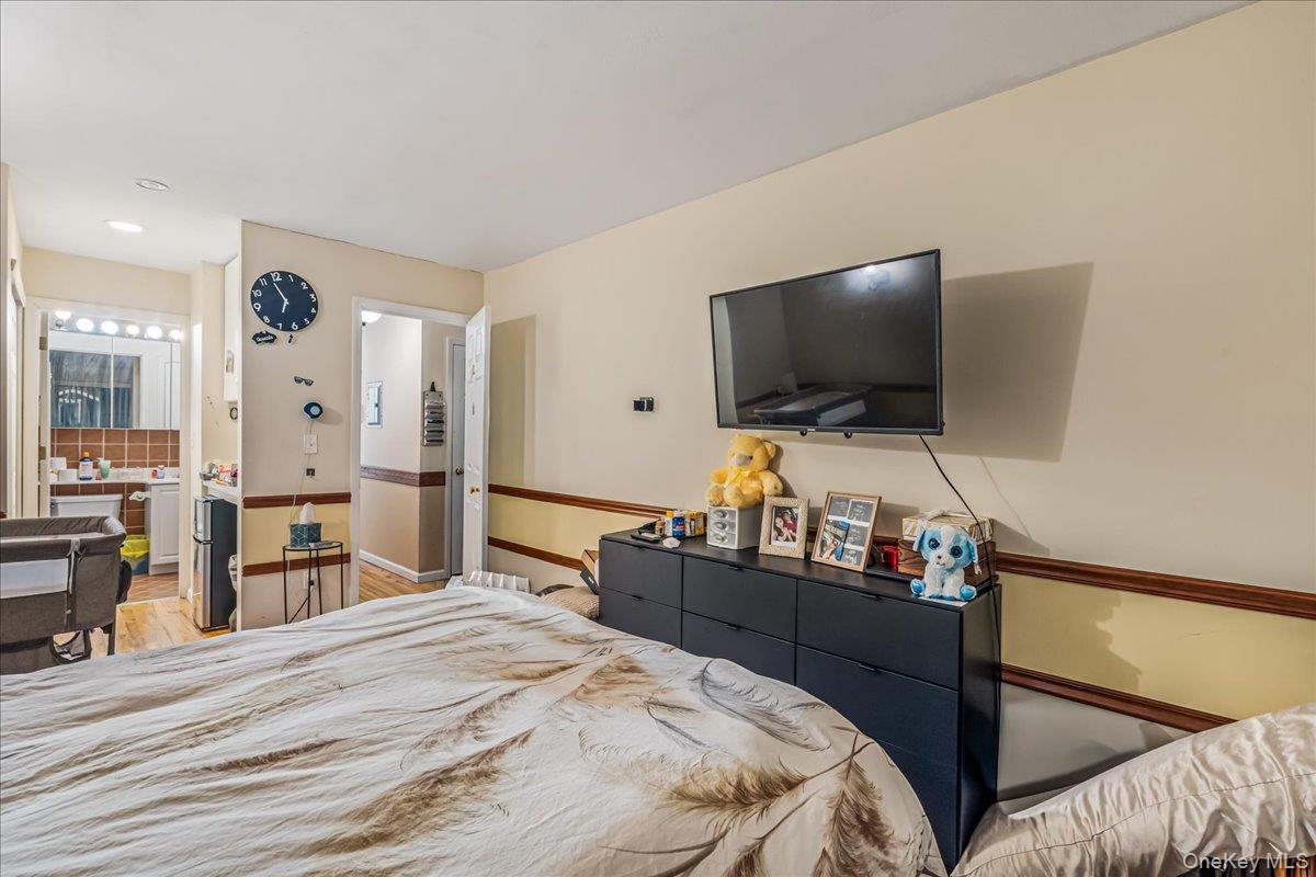 #12 photo, 93-03 90th Avenue, Woodhaven , NY 11421