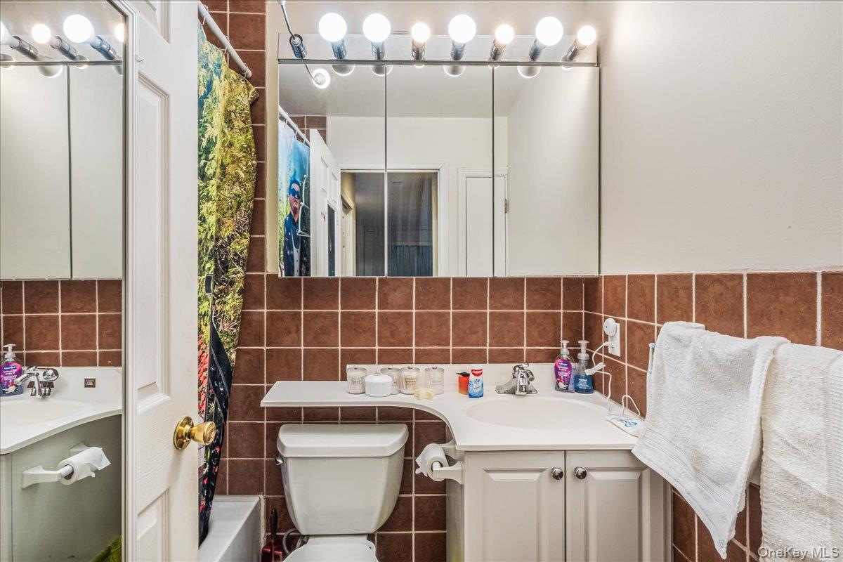 #13 photo, 93-03 90th Avenue, Woodhaven , NY 11421