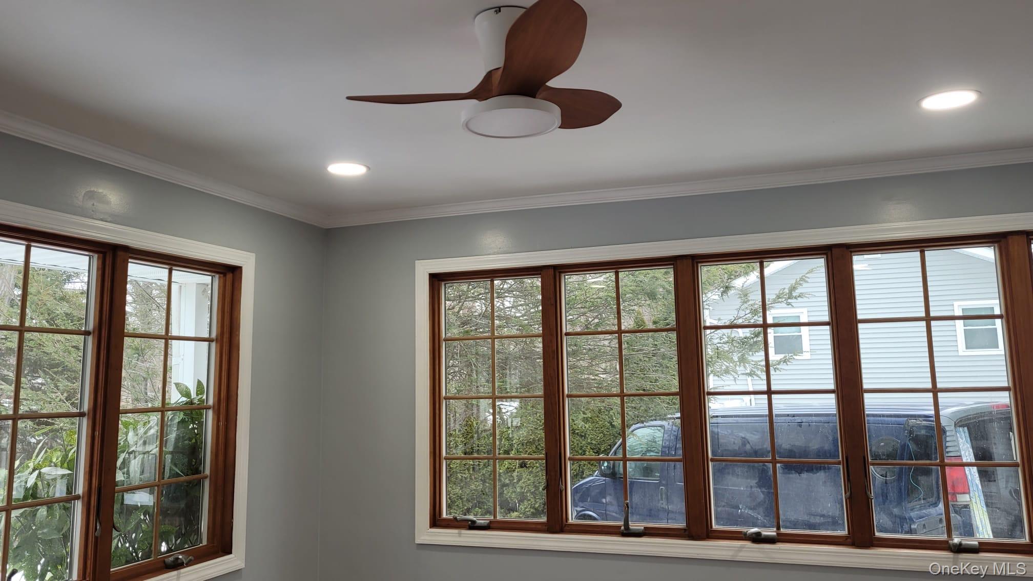 #13 photo, 8 Dee Place, Huntington Station , NY 11746