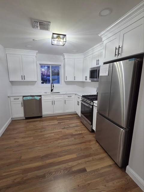 #3 photo, 69 Nashville Street, Staten island , NY 10307