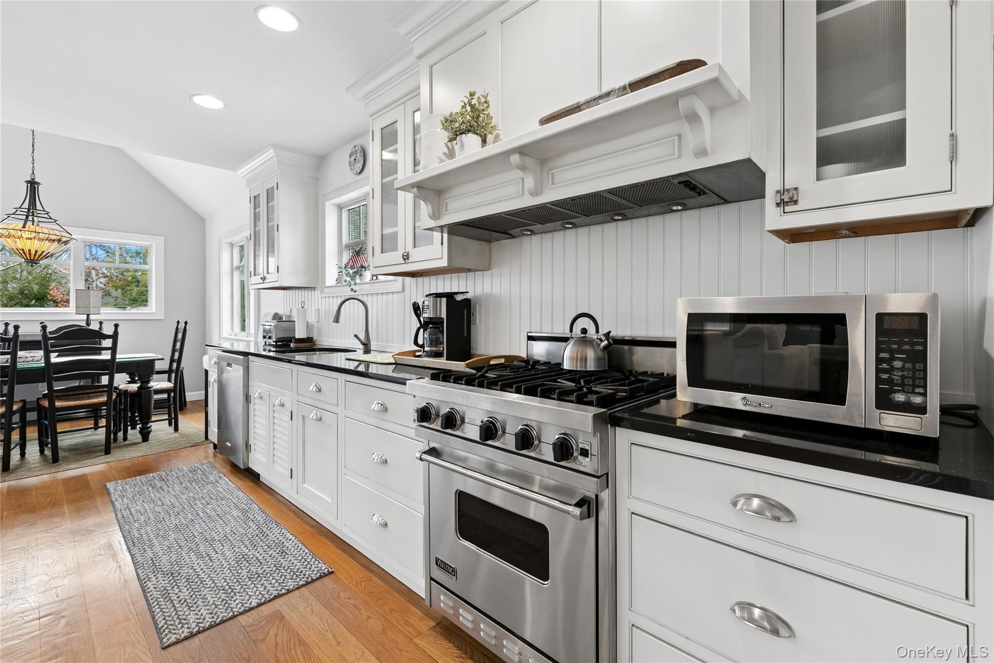 #9 photo, 10 Foxboro Road, সাফোক কাউন্টি East Quogue , NY 11946