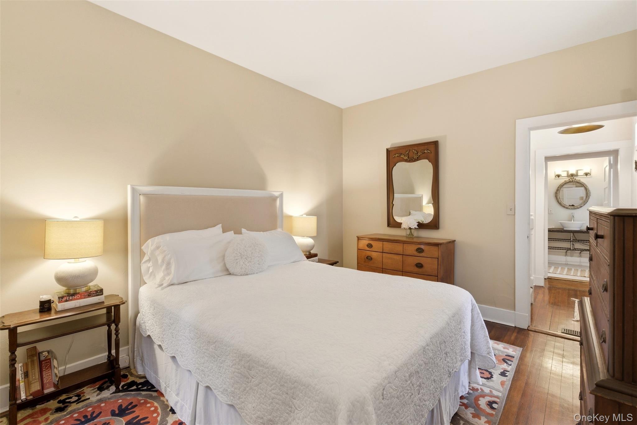 #19 photo, Glen Head, Glen Head , NY 11545