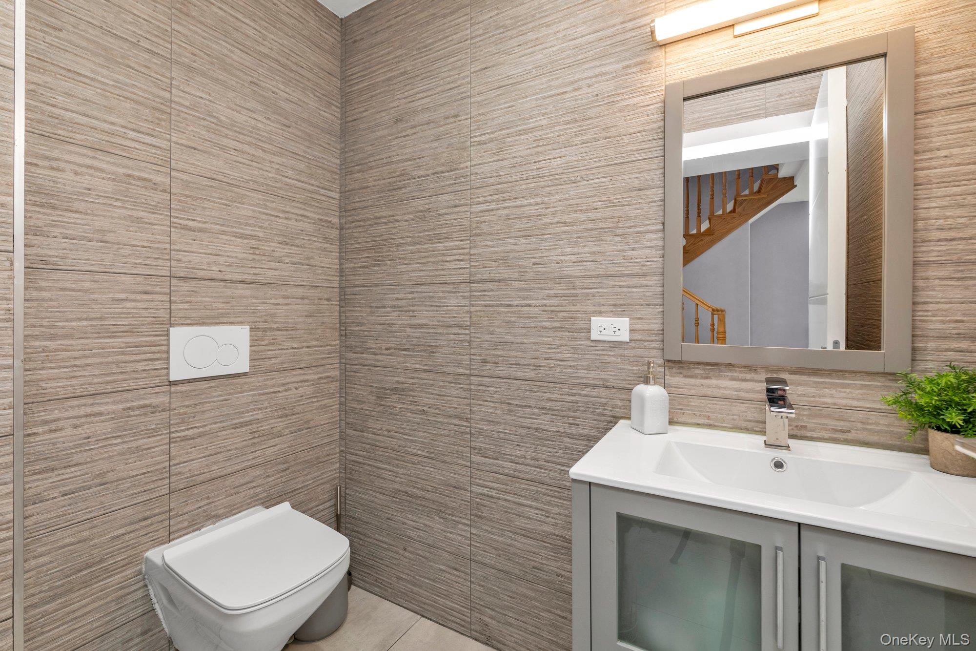 #13 photo, 83-34 116th Street, Kew Gardens , NY 11418