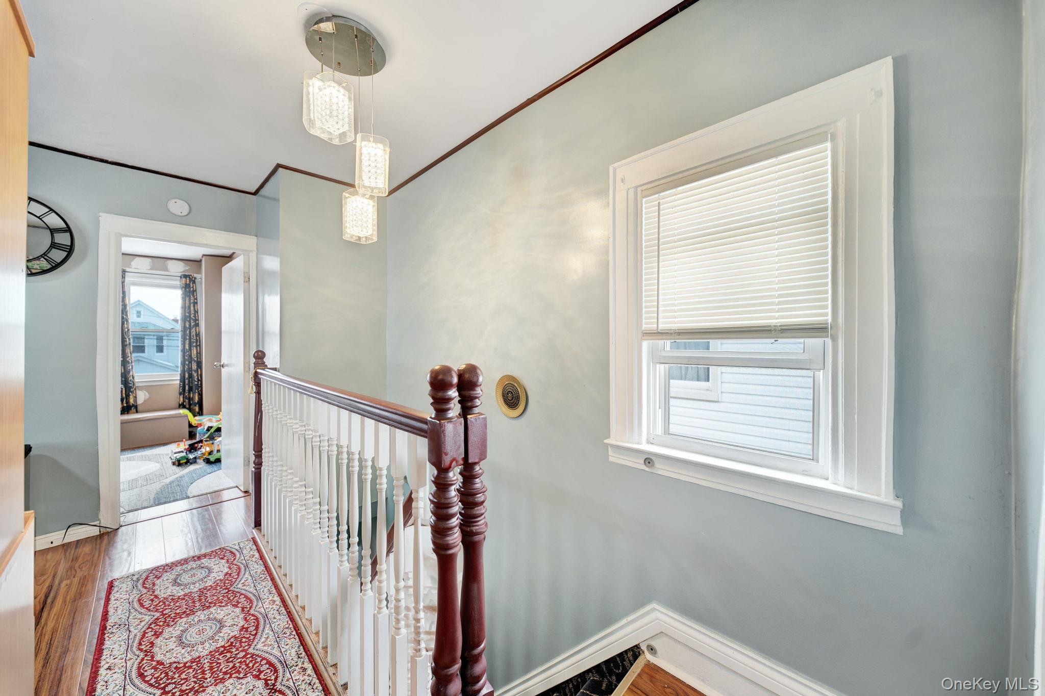 #12 photo, 9317 214th Street, কুইন্‌স Queens Village , NY 11428