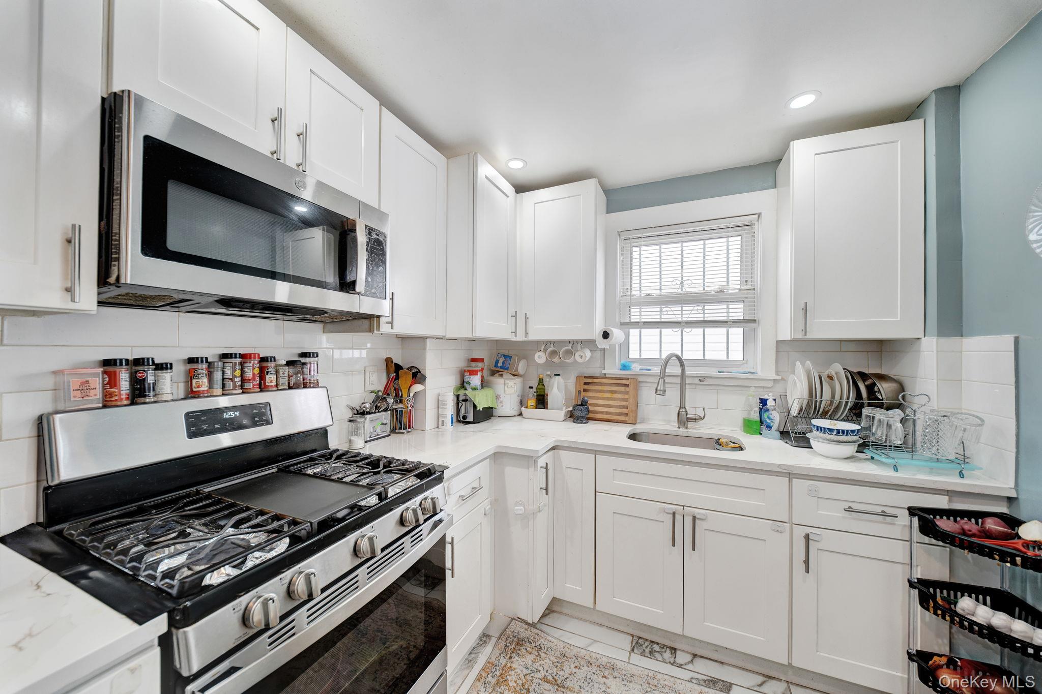 #5 photo, 9317 214th Street, কুইন্‌স Queens Village , NY 11428