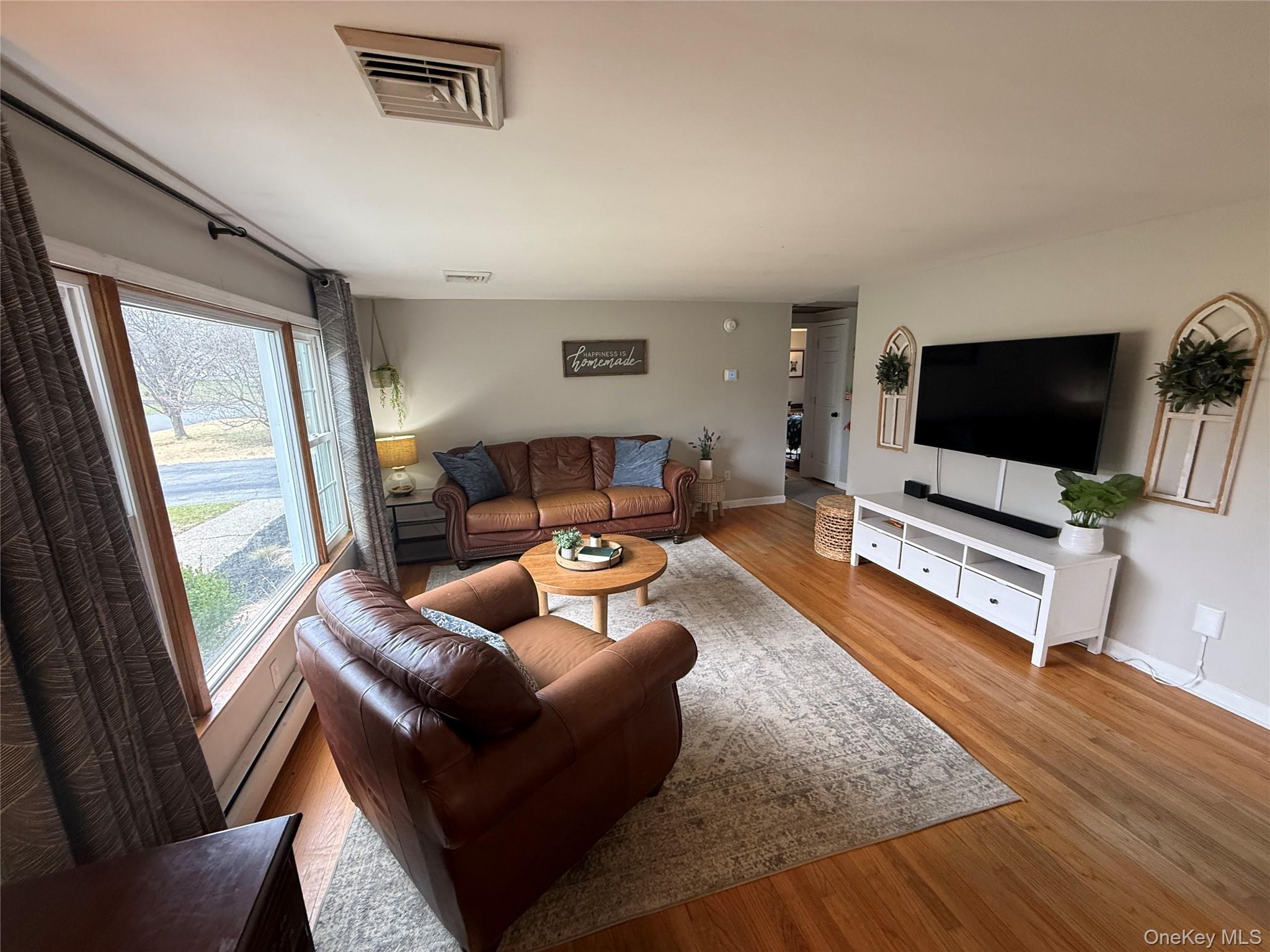 #18 photo, 43 Birchwood Drive, New Windsor , NY 12553