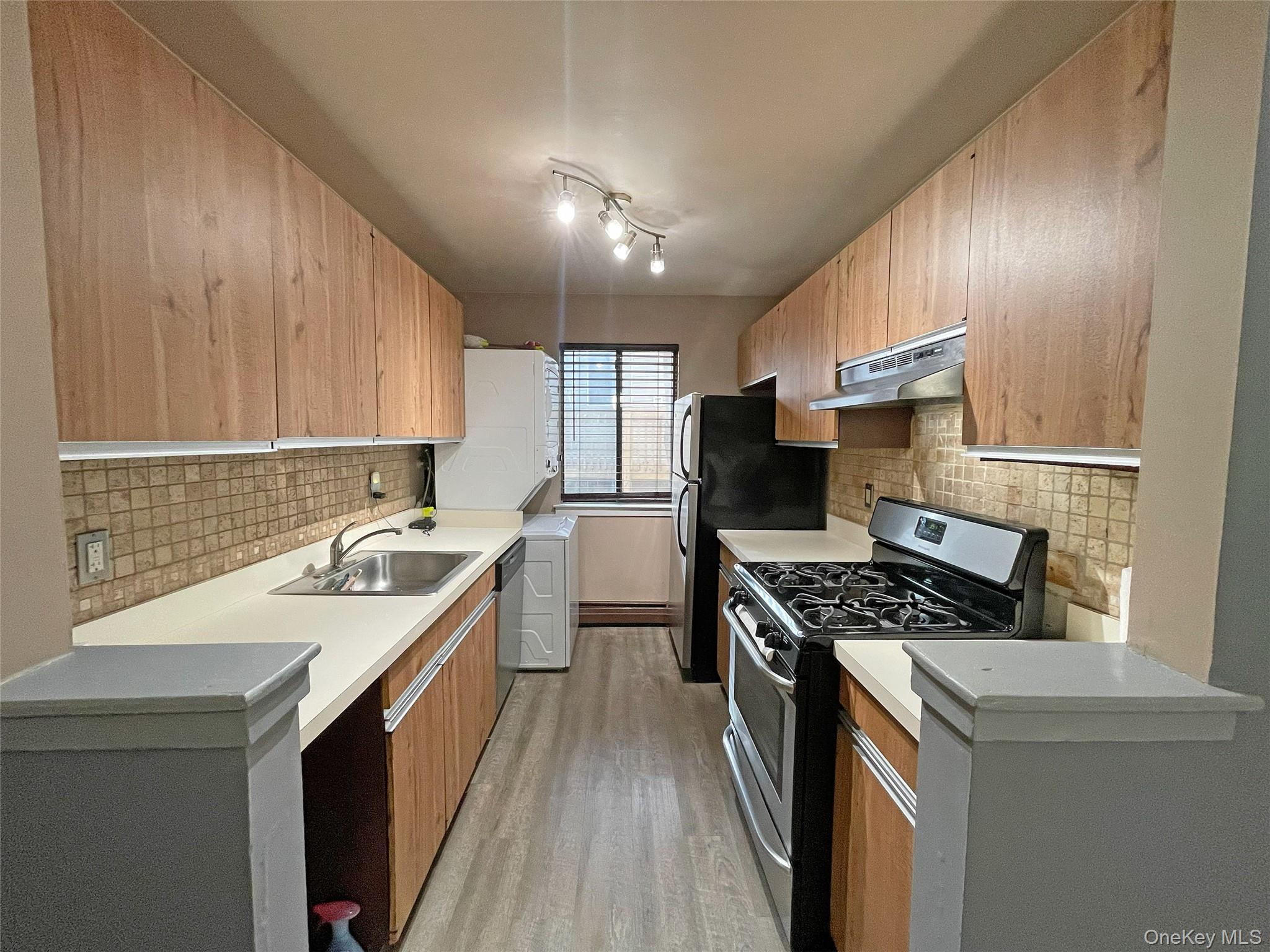 #5 photo, 26 Hillside Terrace, White Plains , NY 10601