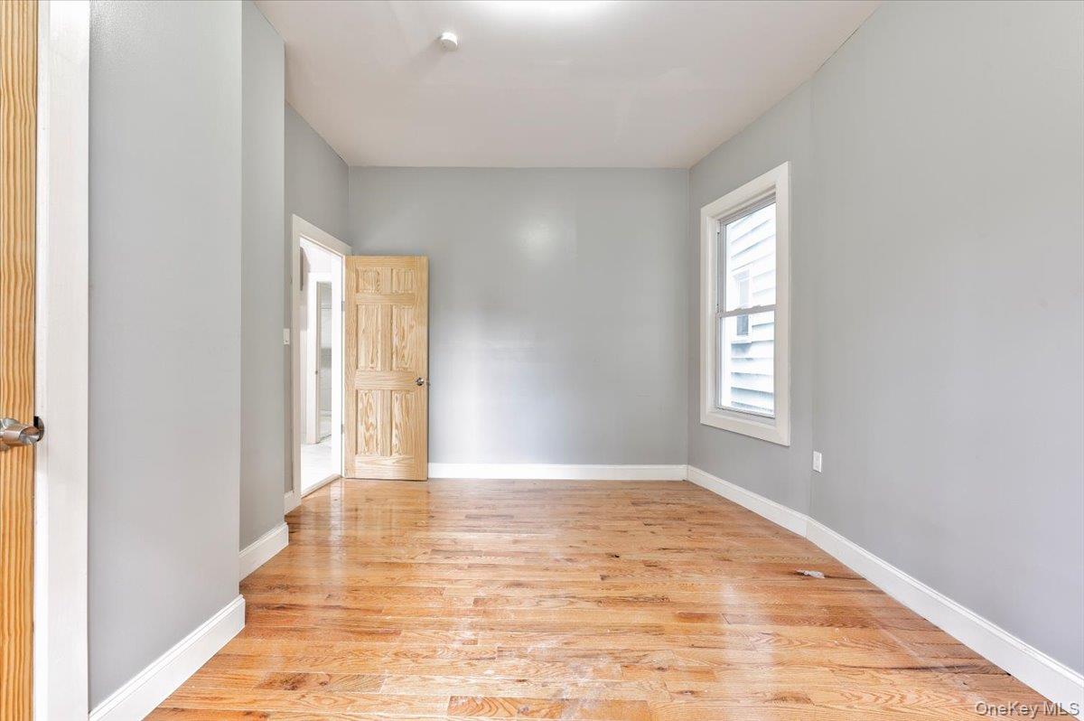 #20 photo, 1439 Zerega Avenue, Bronx , NY 10462