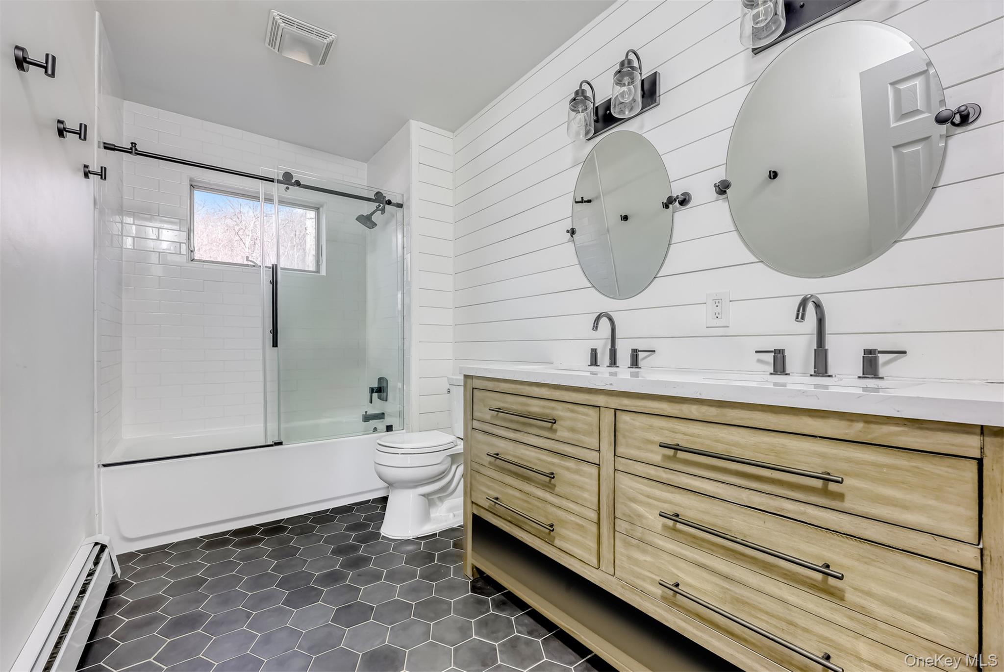 #15 photo, 11 Mills Road, Suffern , NY 10901