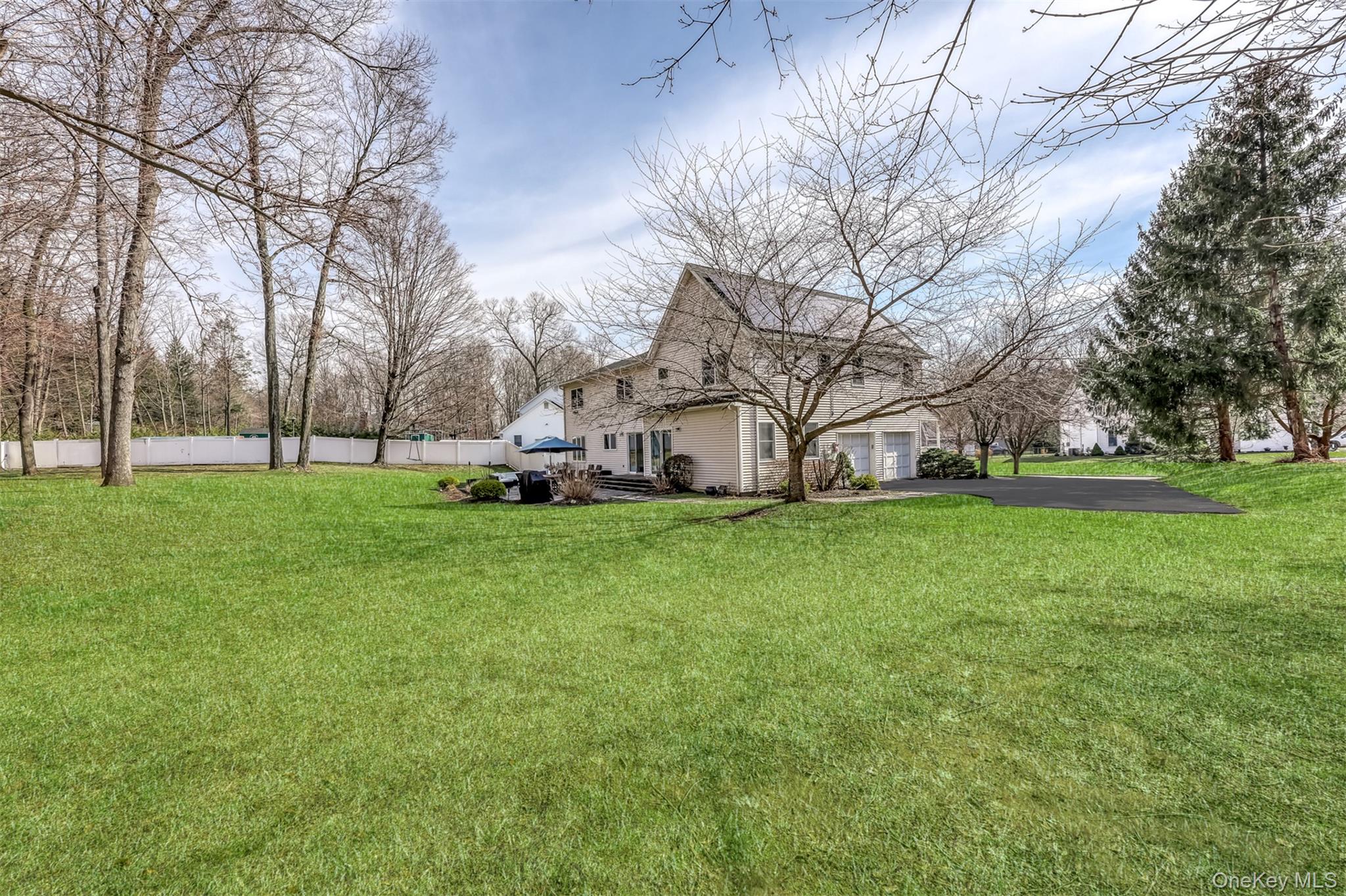 #20 photo, 11 Mills Road, Suffern , NY 10901