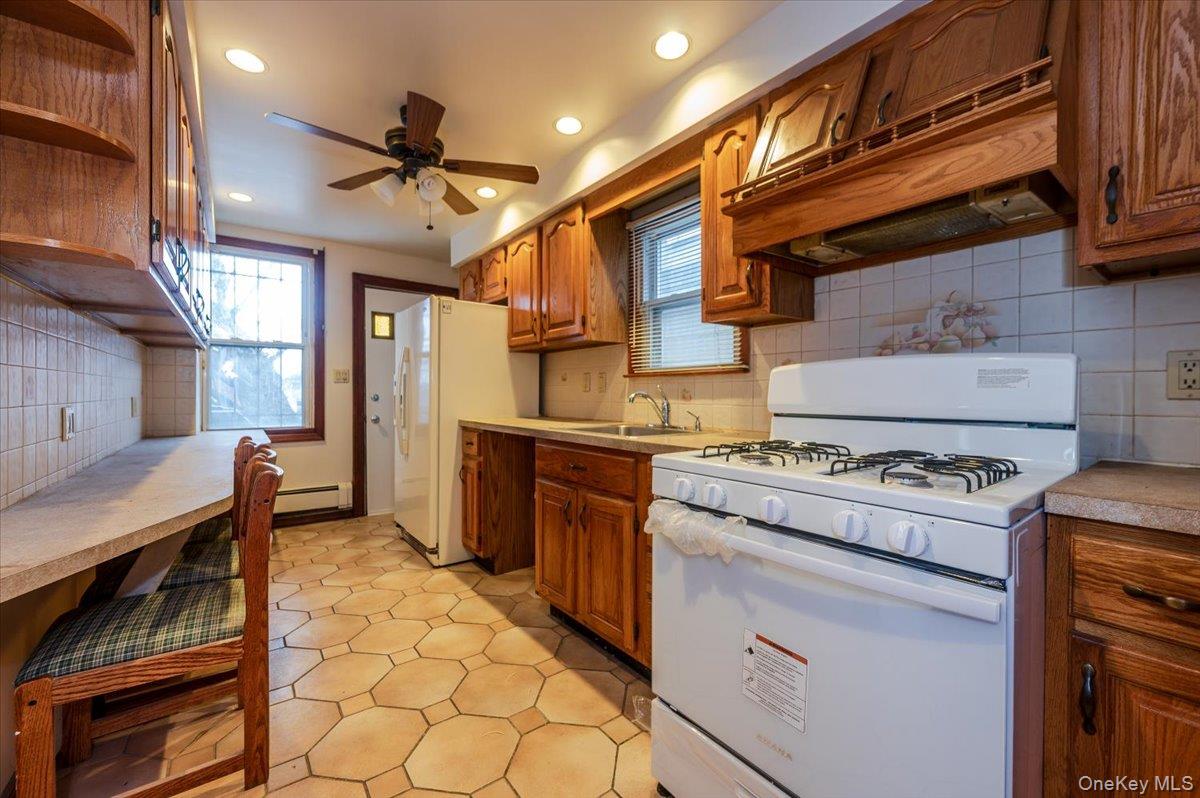 #4 photo, 1315 Edwards Avenue, ব্রঙ্কস Bronx , NY 10461