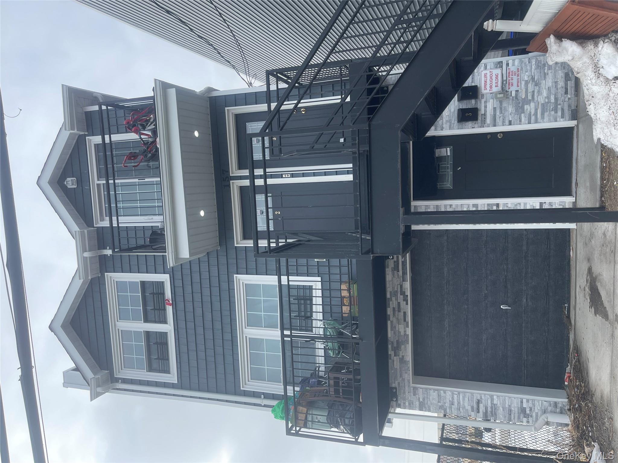 #1 photo, 157 Beach 25th, কুইন্‌স Far Rockaway , NY 11691