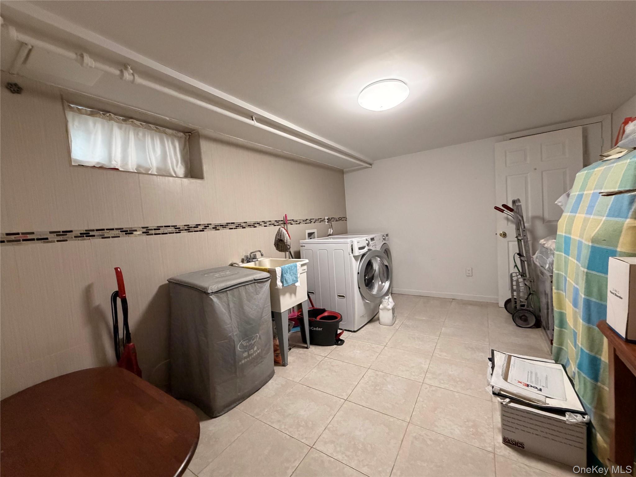 #11 photo, 15739 20th Road, קווינס Whitestone , NY 11357