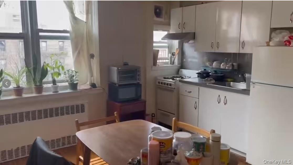 #5 photo, 144-44 41st Avenue, Flushing , NY 11355