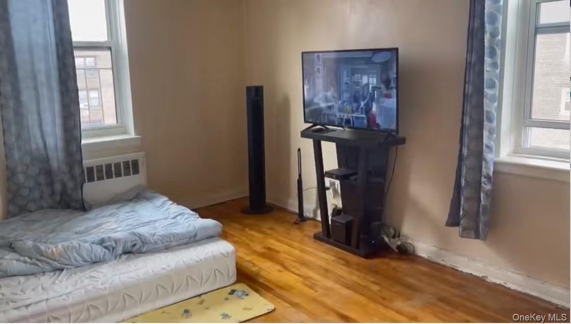 #7 photo, 144-44 41st Avenue, Flushing , NY 11355