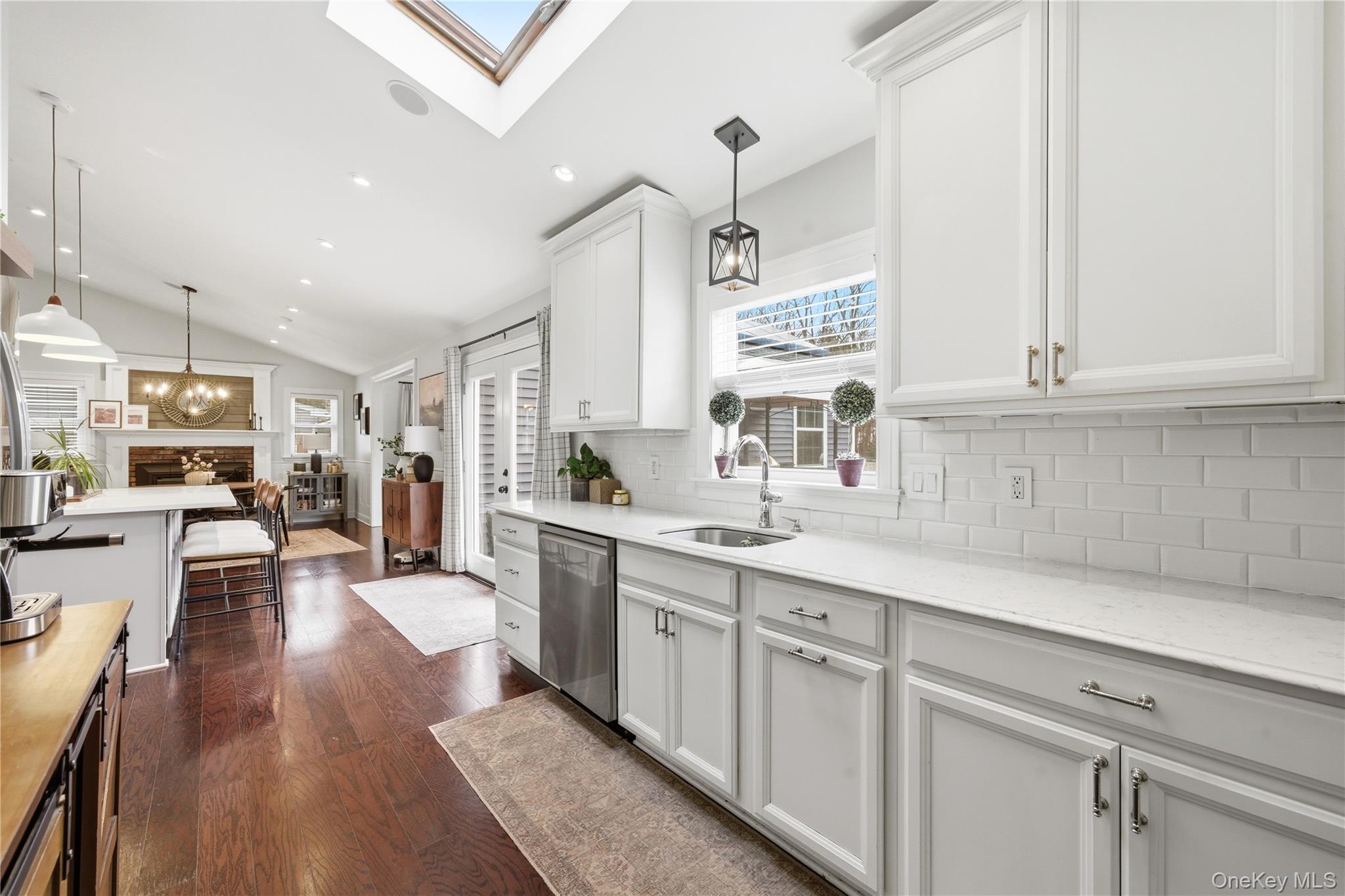 #10 photo, 28 Berkshire Road, Holbrook , NY 11741