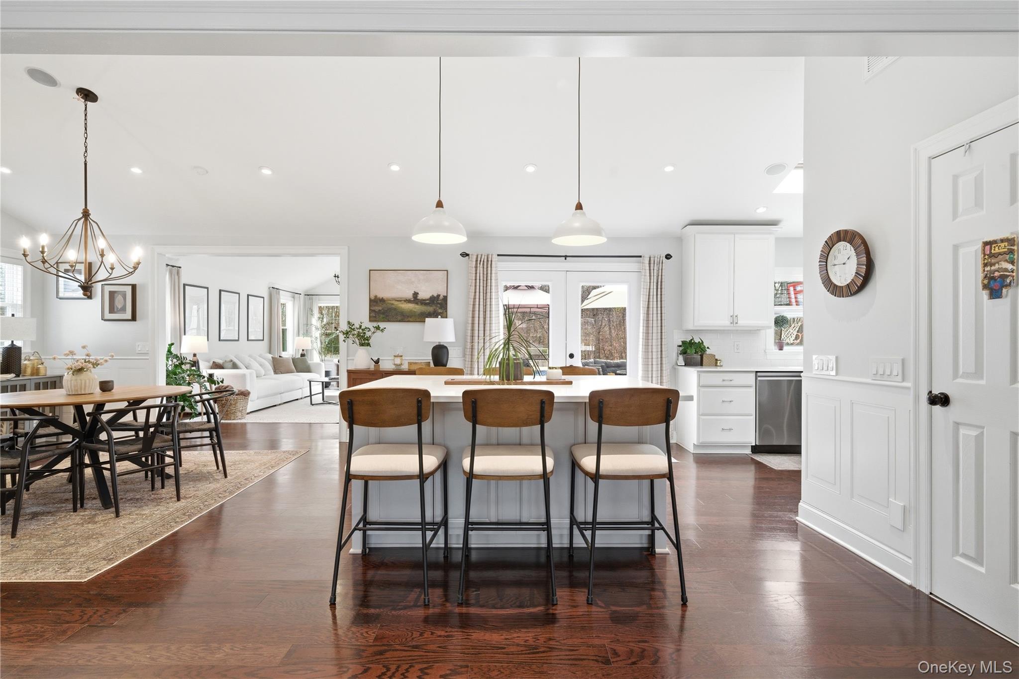 #5 photo, 28 Berkshire Road, Holbrook , NY 11741