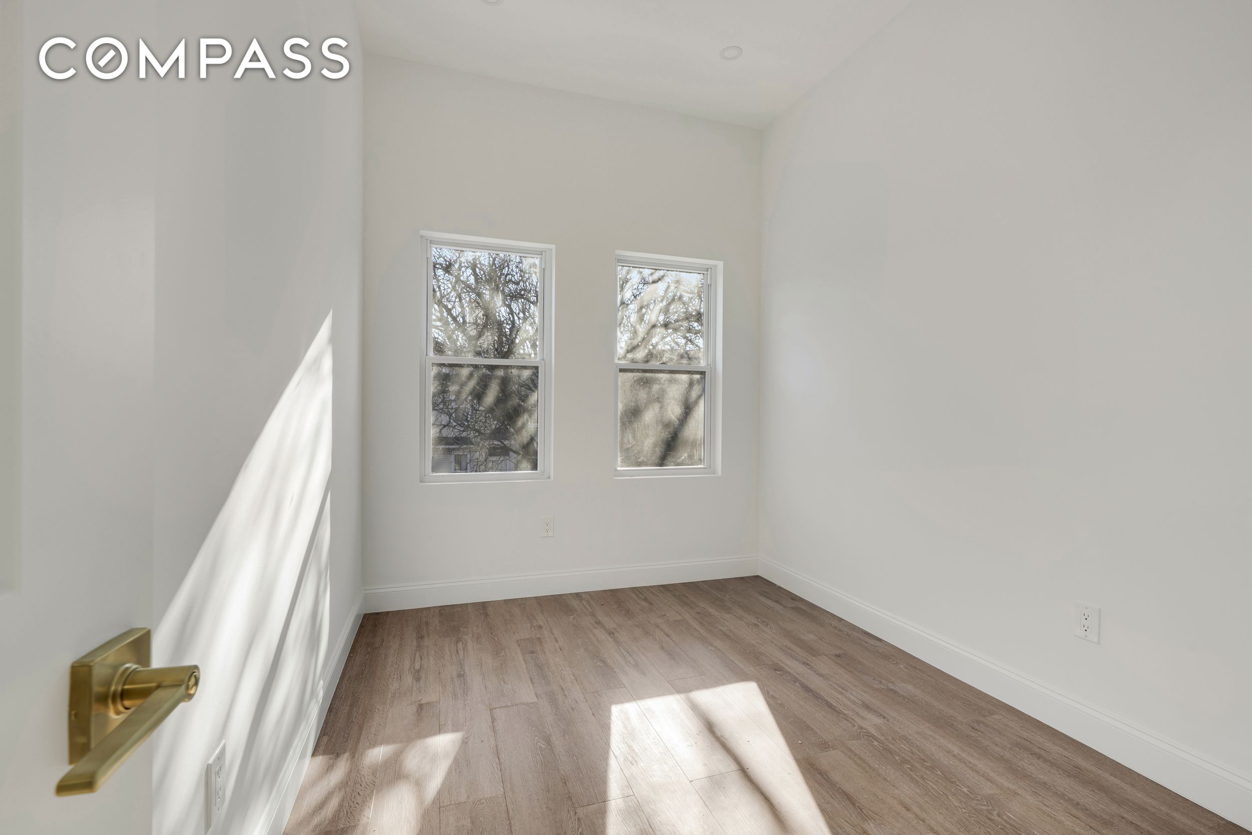 #12 photo, Brooklyn, 布什维克 Bushwick , NY 11221