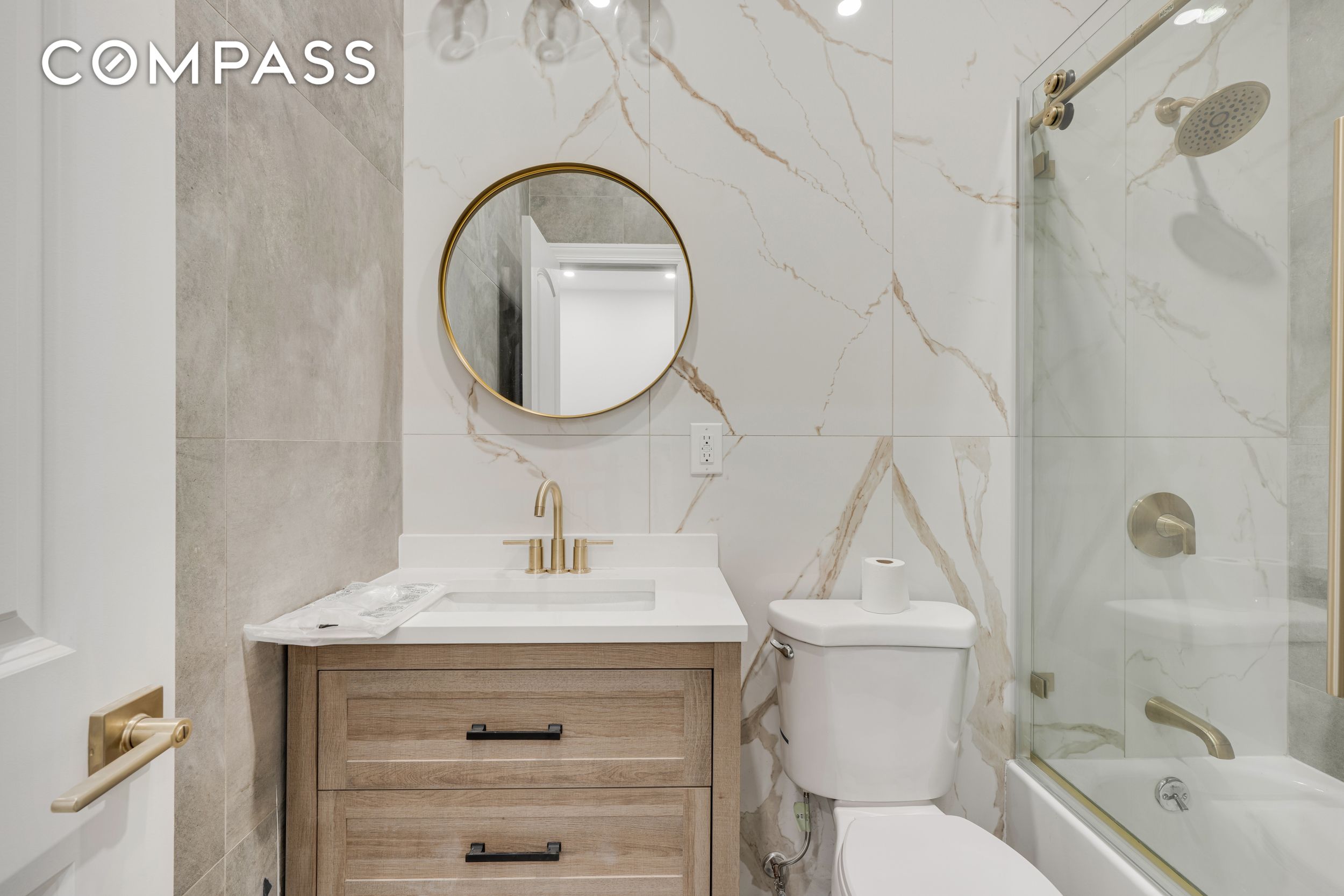 #9 photo, 593 Van Buren Street, ব্রুকলিন Bushwick , NY 11221