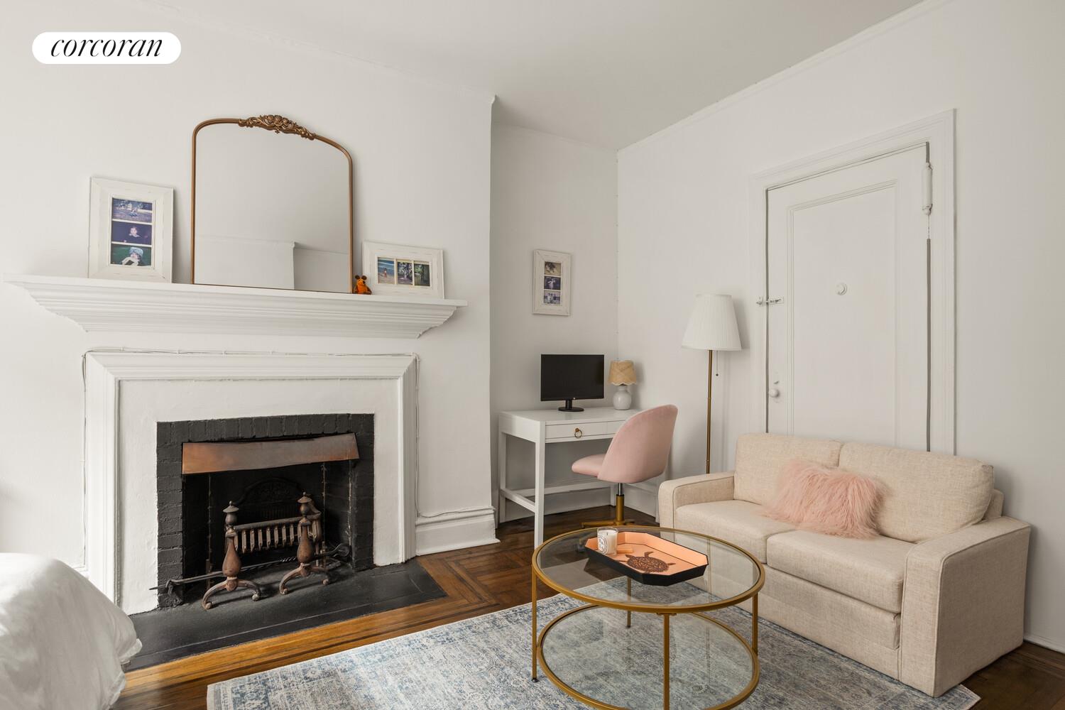 #1 photo, New York City, West Village , NY 10014