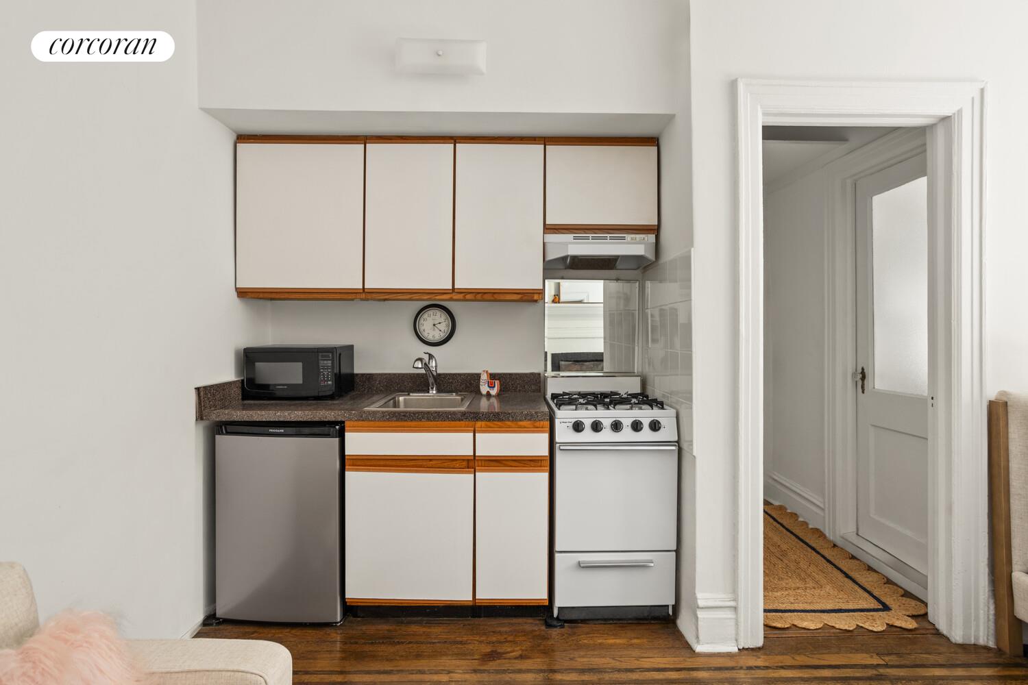 #4 photo, New York City, West Village , NY 10014