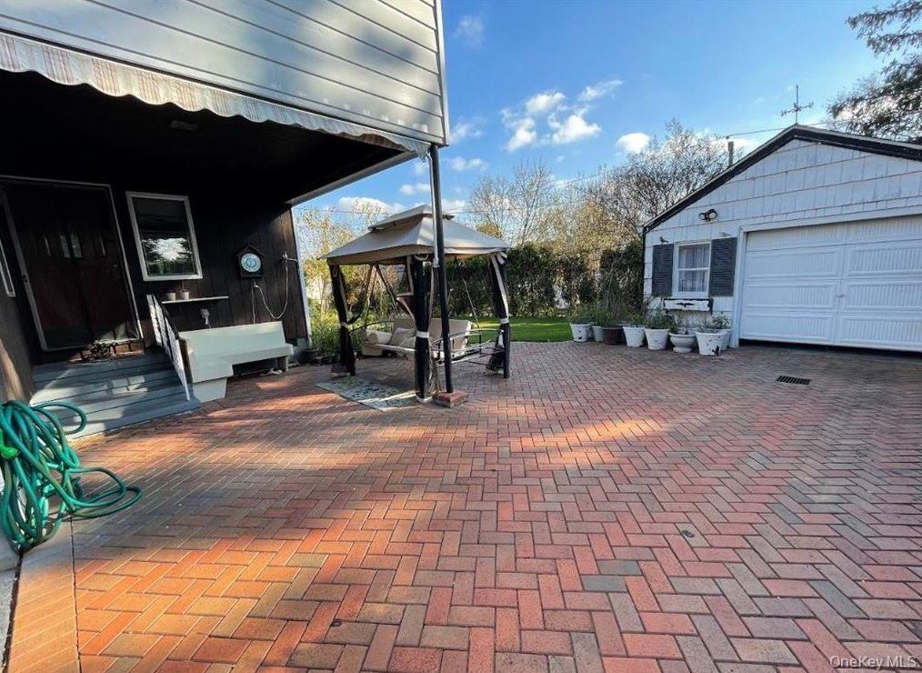 #10 photo, 54 Camden Place, New Hyde Park , NY 11040