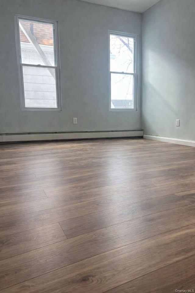 #7 photo, 10532 130th Street, কুইন্‌স Richmond Hill S. , NY 11419