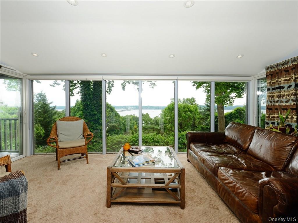 #10 photo, 1007 Route 9W, Nyack , NY 10960