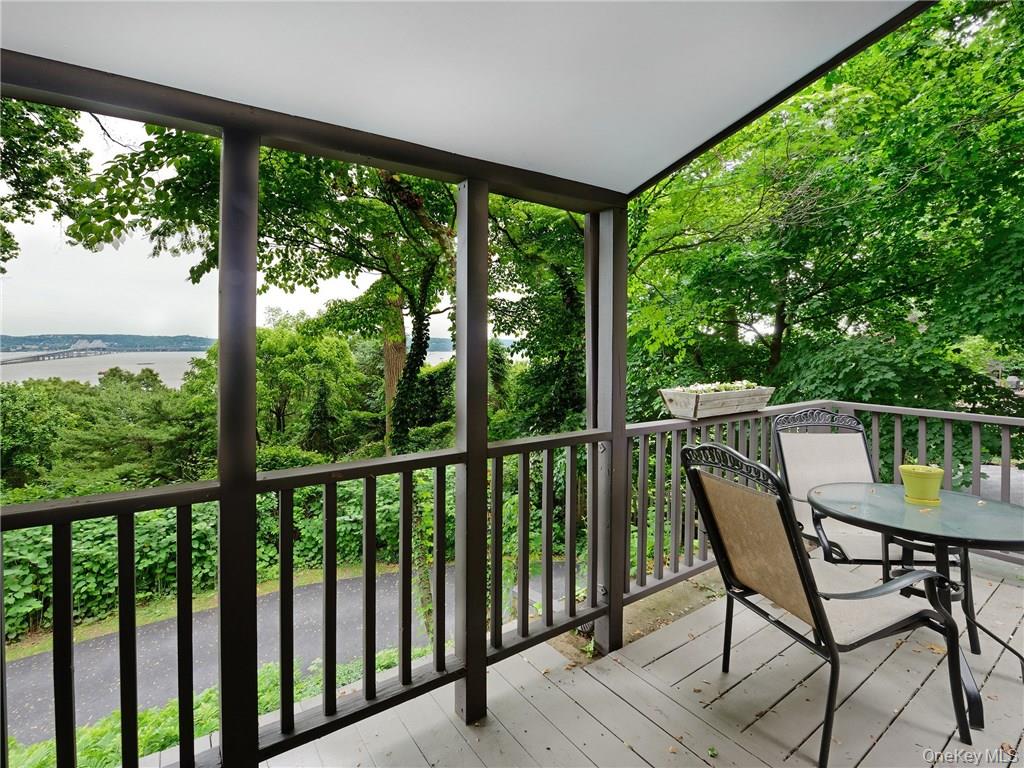 #14 photo, 1007 Route 9W, Nyack , NY 10960