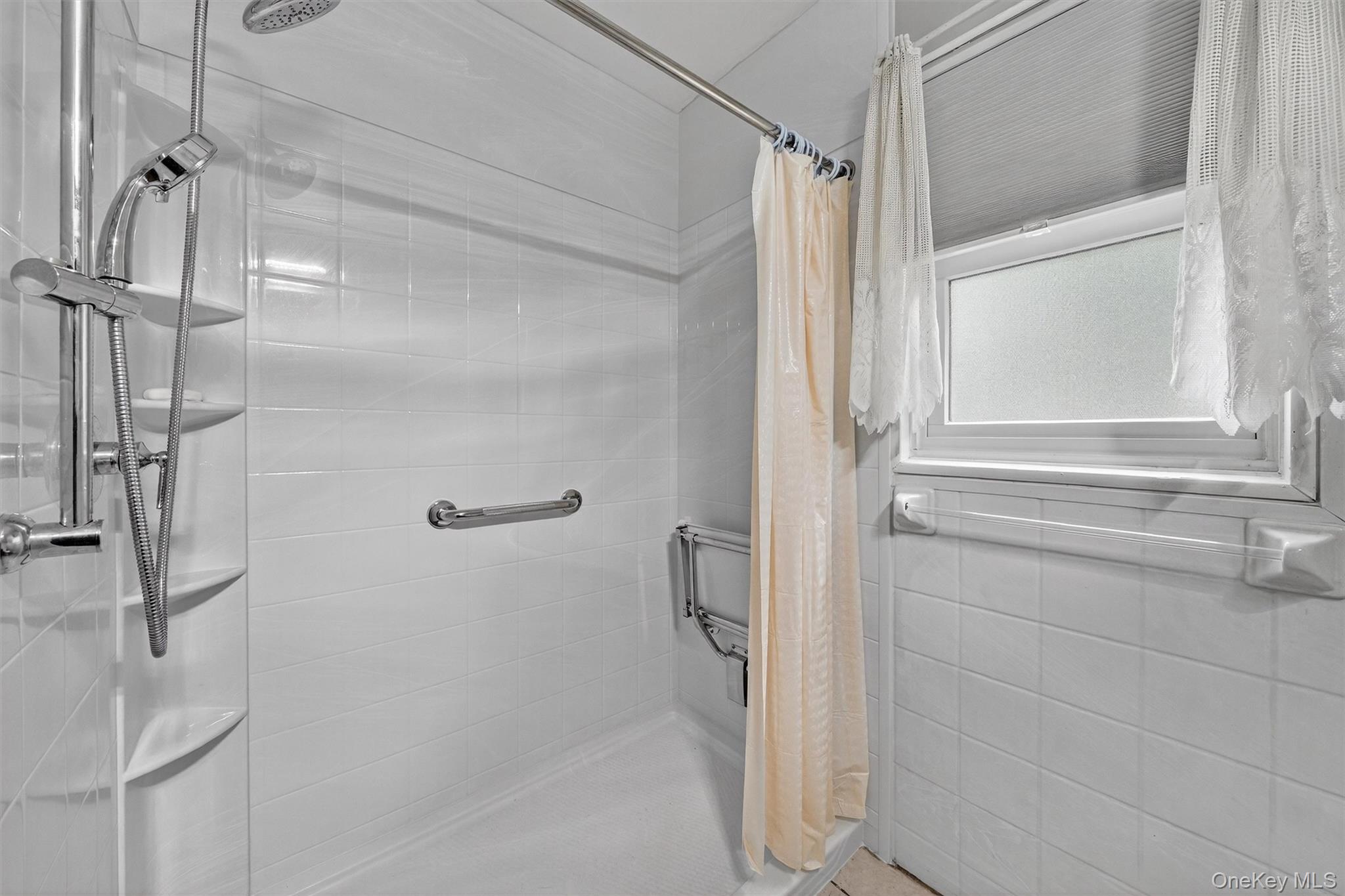 #13 photo, 86 Demarest Avenue, West Nyack , NY 10994