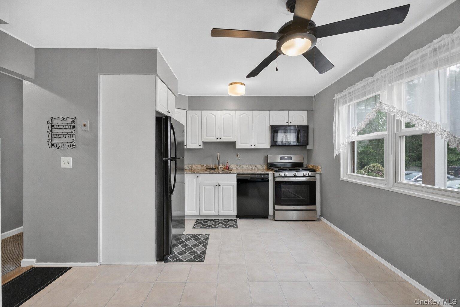 #2 photo, 86 Demarest Avenue, West Nyack , NY 10994