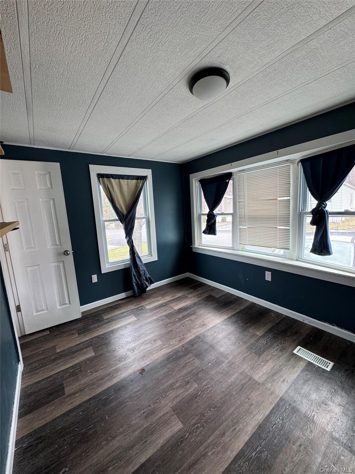 #11 photo, 621 SHEAFE Road, Poughkeepsie , NY 12601