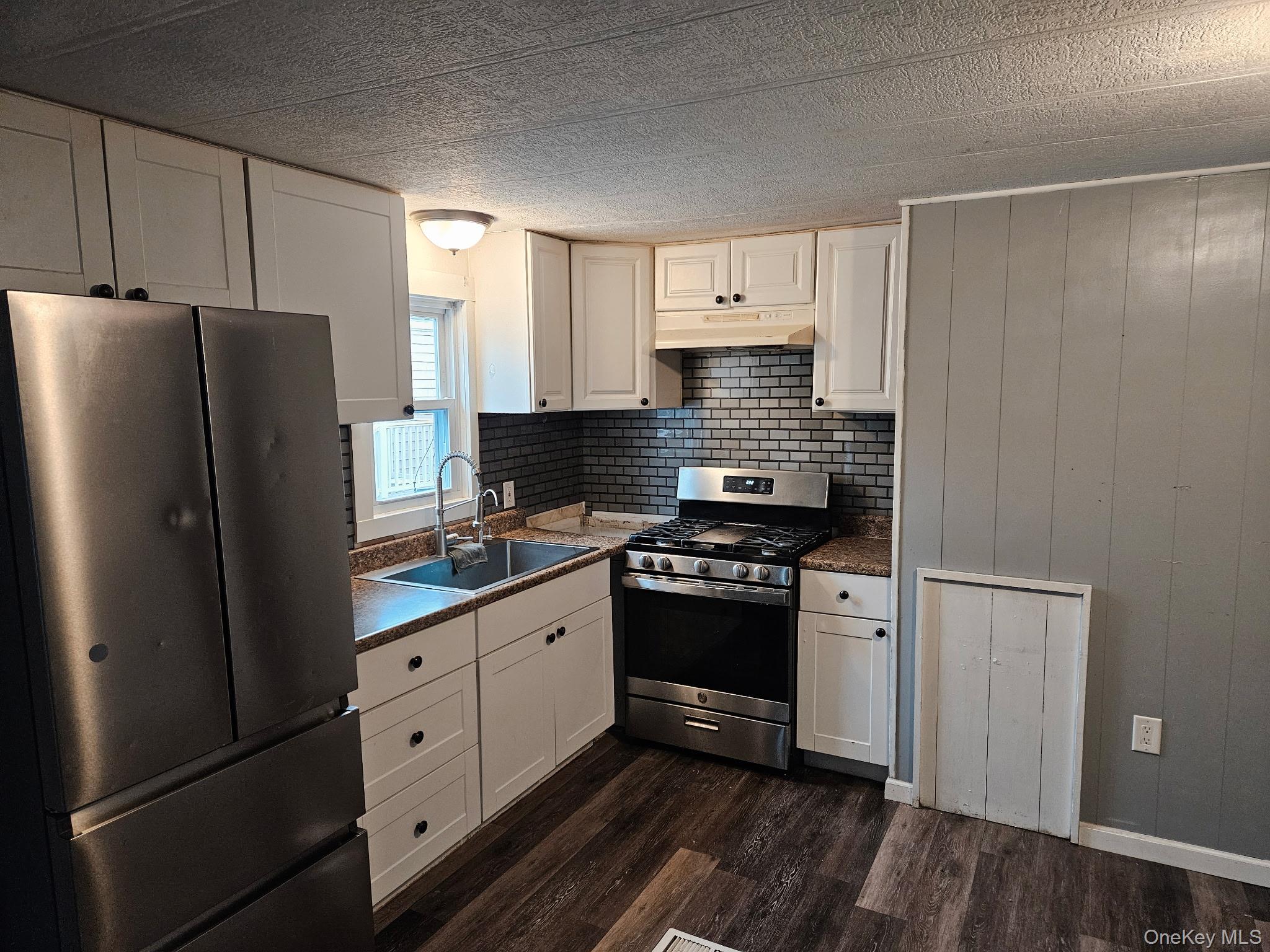 #2 photo, 621 SHEAFE Road, Poughkeepsie , NY 12601