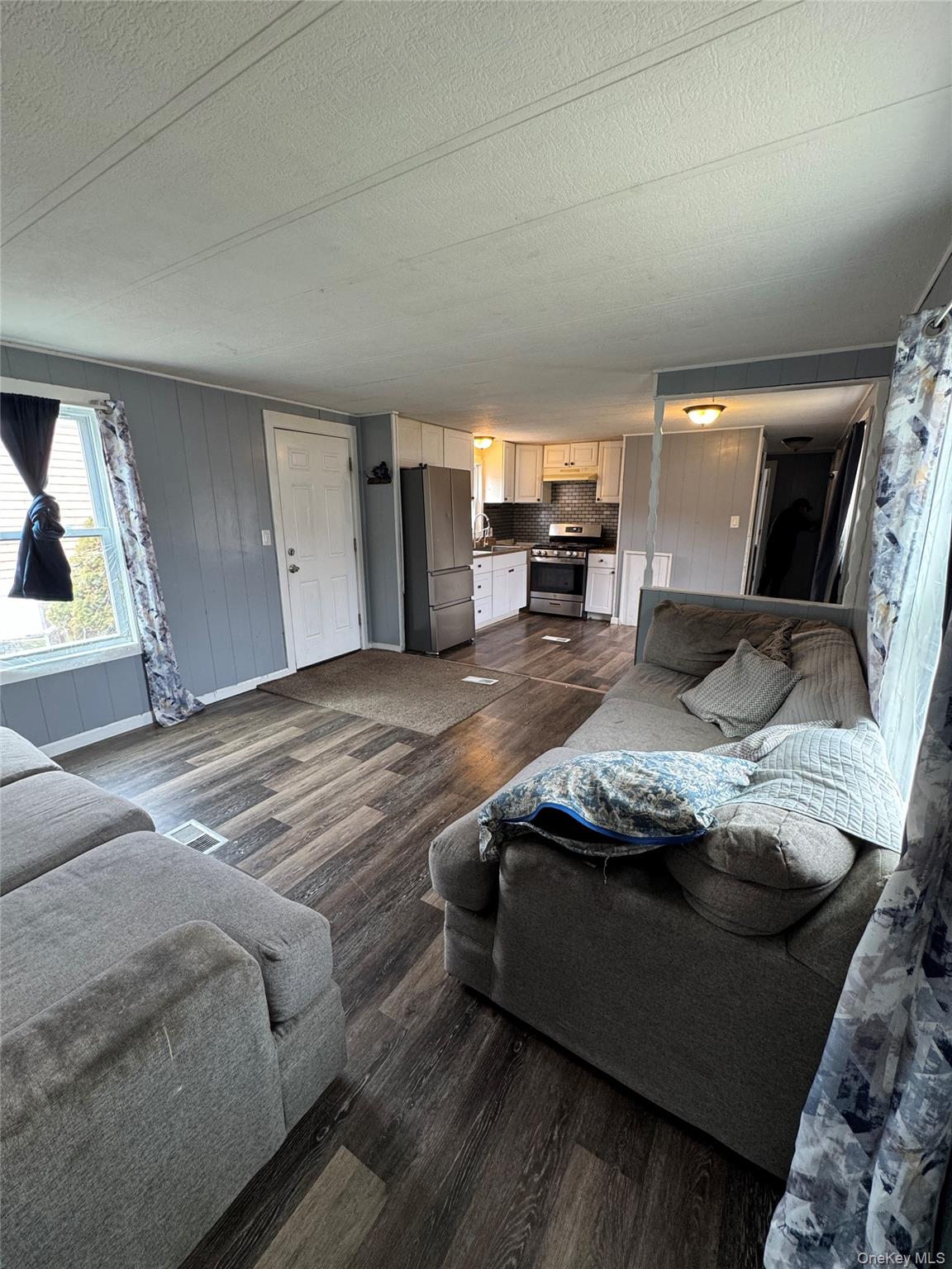 #4 photo, 621 SHEAFE Road, Poughkeepsie , NY 12601