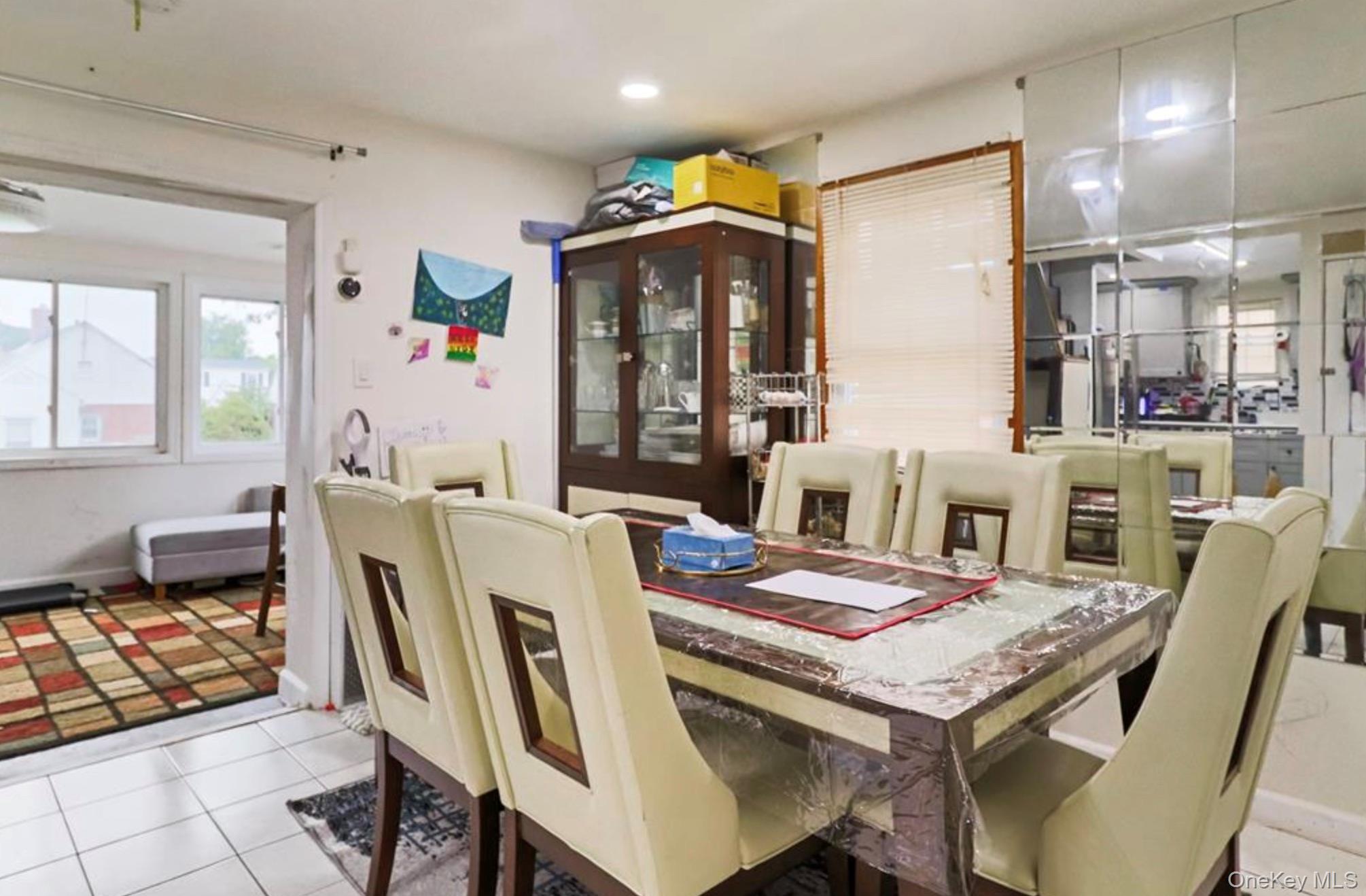 #9 photo, 32 Cumberland Place, नासाउ काउंटी Valley Stream , NY 11580