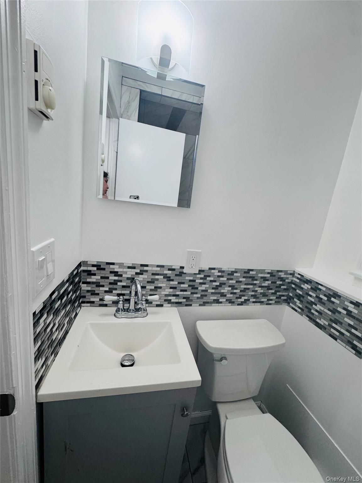 #2 photo, 87 Ellis Avenue, Newburgh , NY 12550