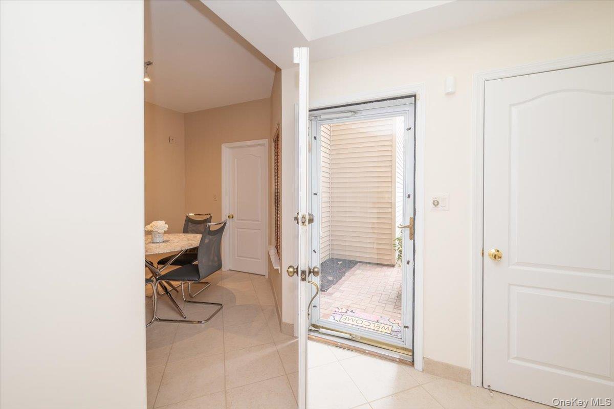 #3 photo, 113 Windwatch Drive, Hauppauge , NY 11788