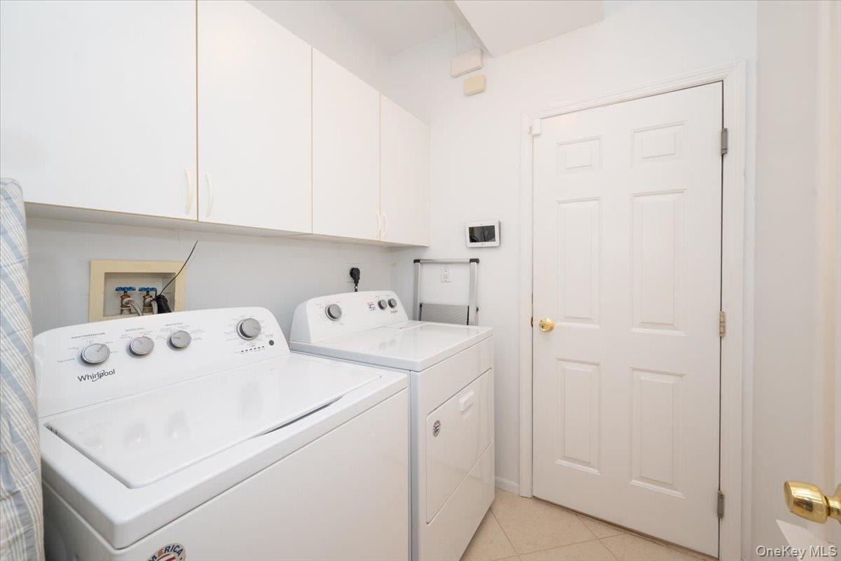 #7 photo, 113 Windwatch Drive, Hauppauge , NY 11788