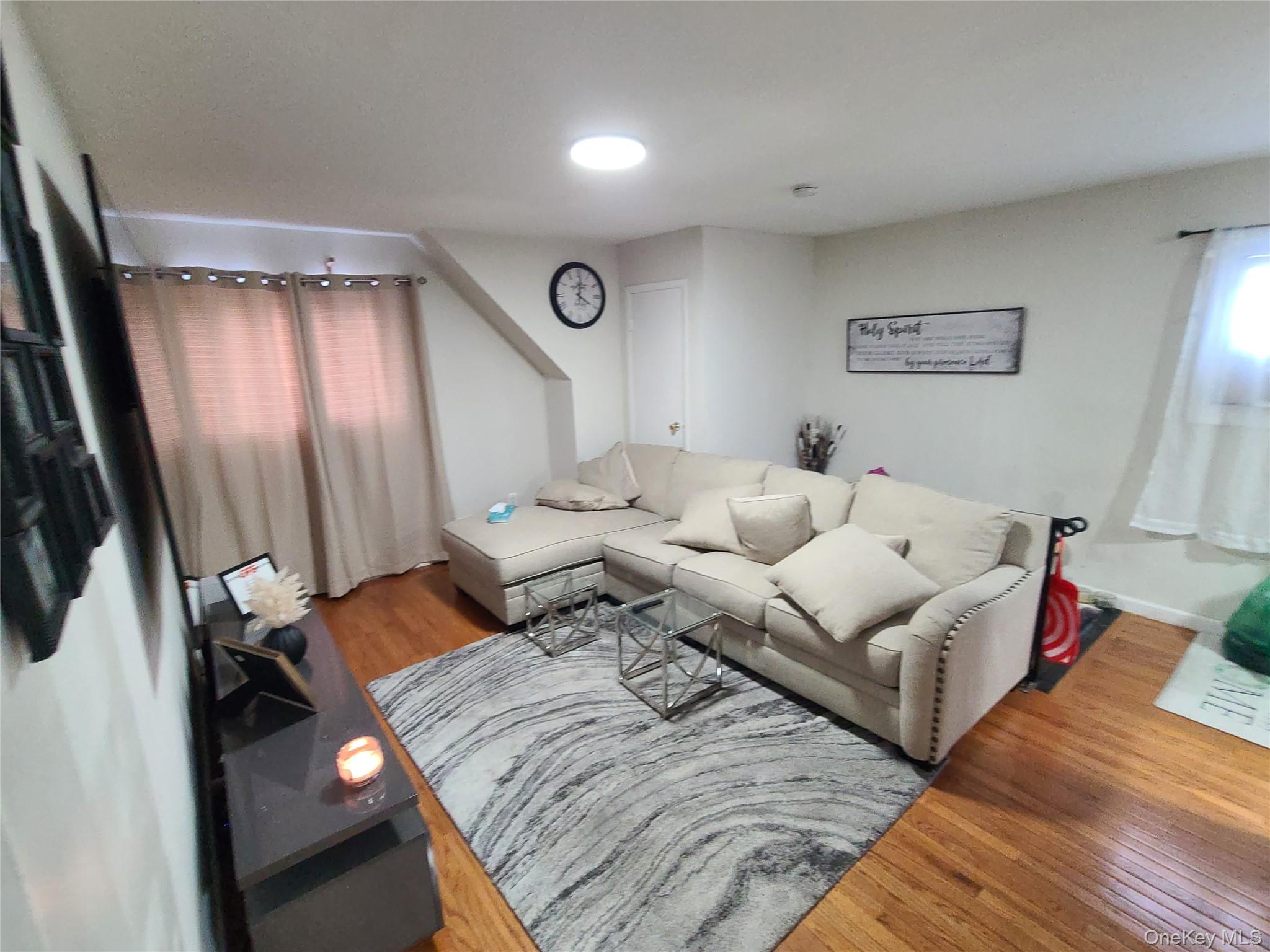#4 photo, 116-45 148th Street, কুইন্‌স Jamaica , NY 11436
