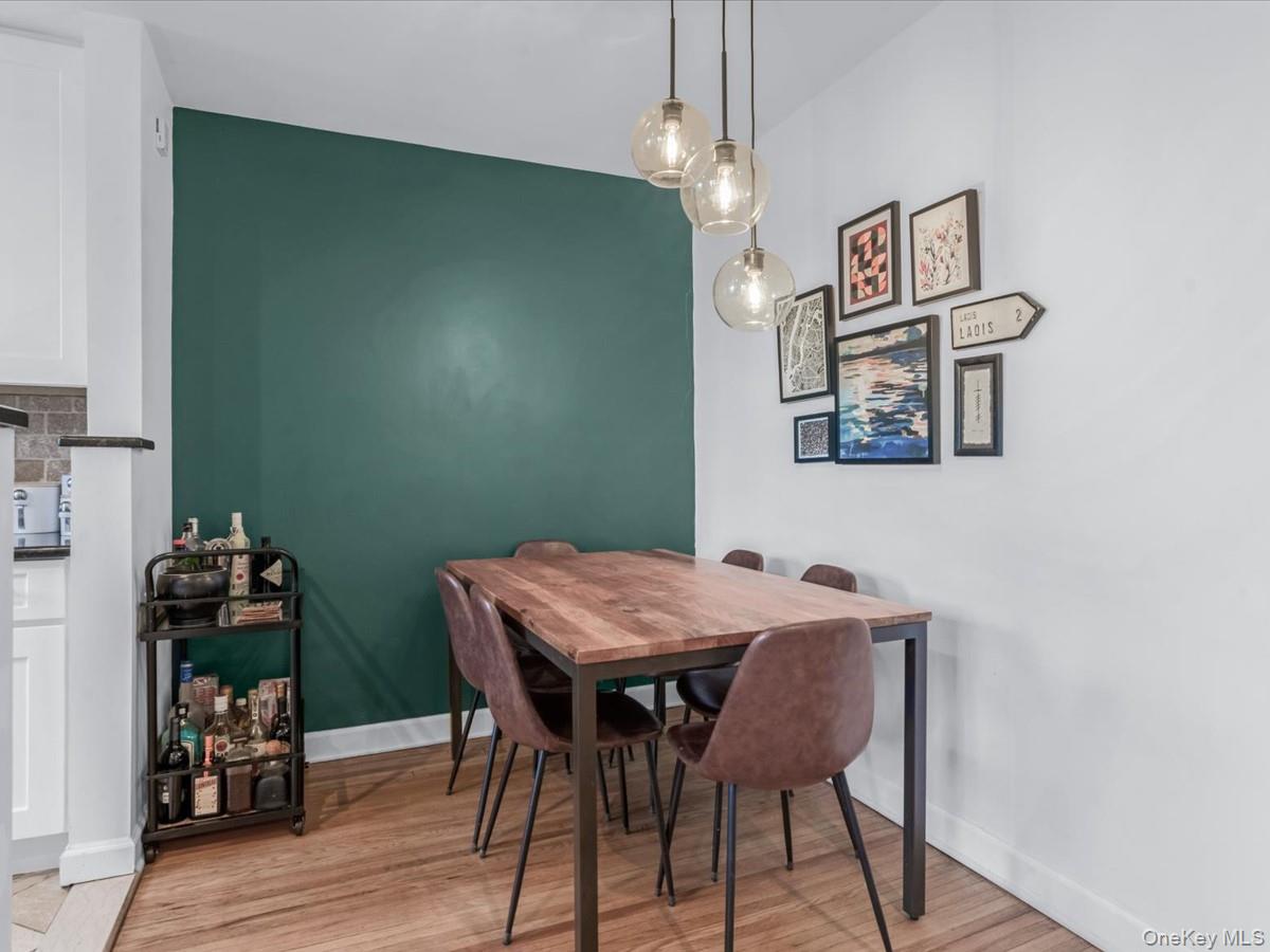 #4 photo, 35-32 205th Street, কুইন্‌স Bayside , NY 11361