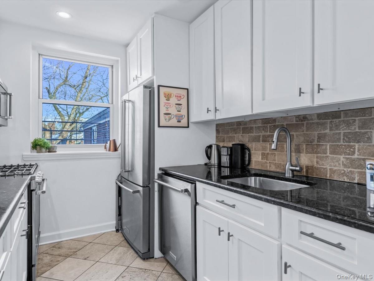 #6 photo, 35-32 205th Street, কুইন্‌স Bayside , NY 11361