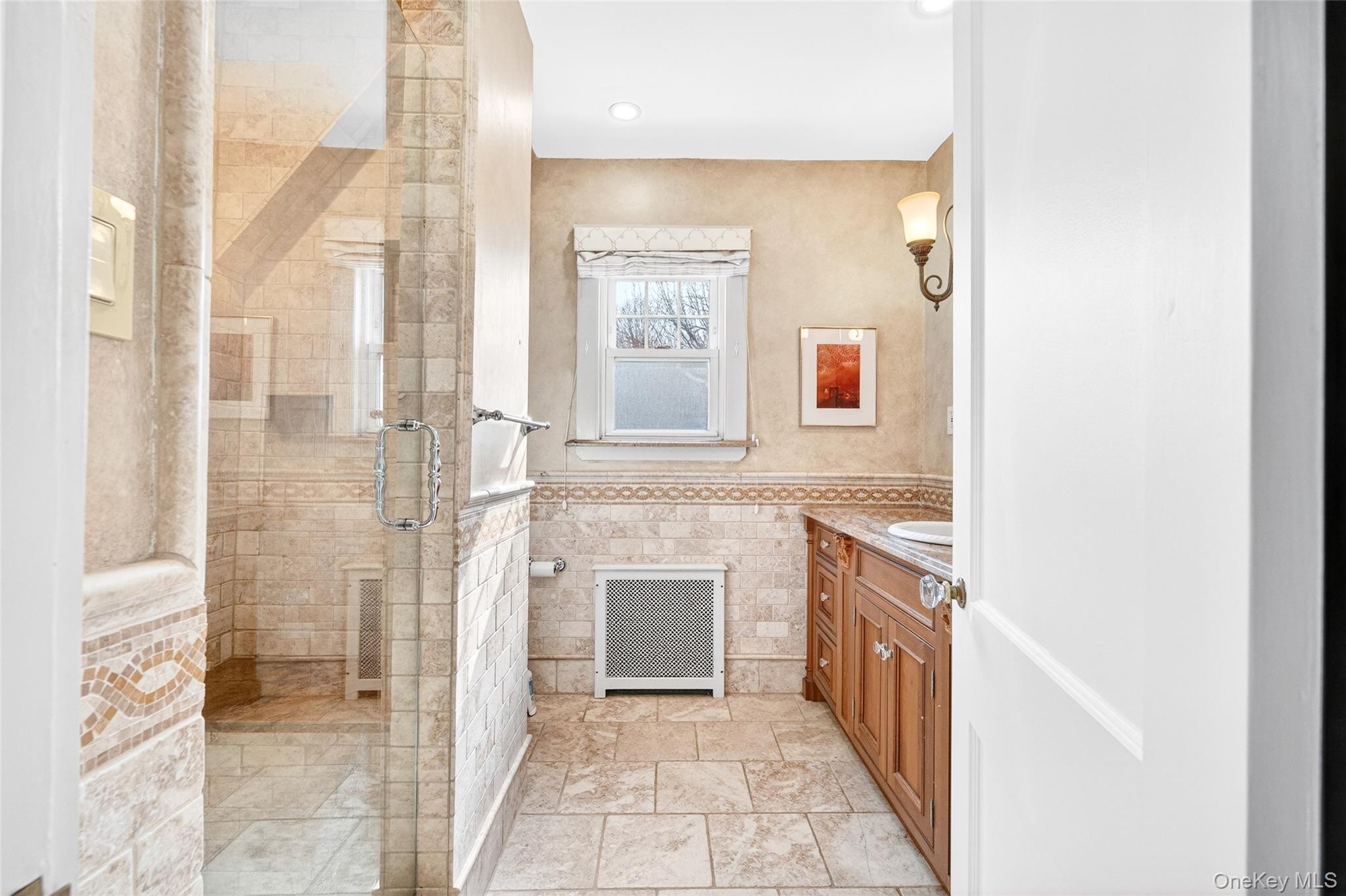 #20 photo, 14 Columbia Place, Mount Vernon , NY 10552