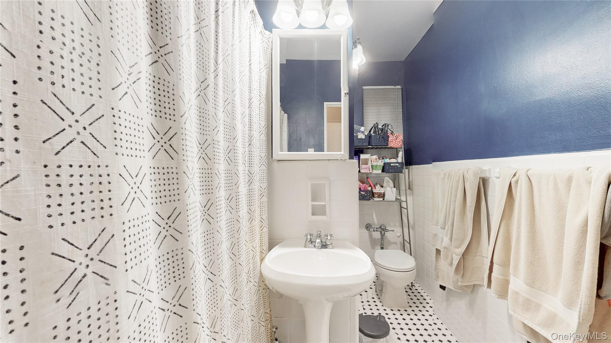 #15 photo, 67-38 108th Street, Forest Hills , NY 11375