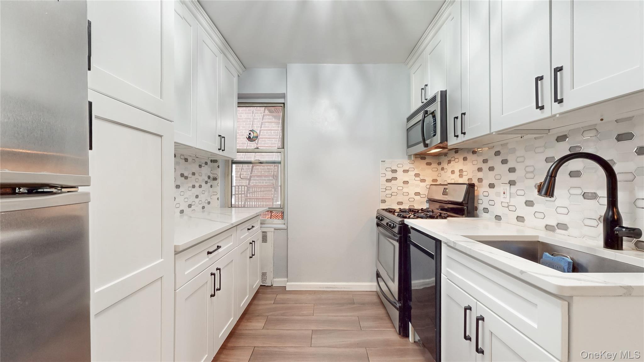 #8 photo, 67-38 108th Street, Forest Hills , NY 11375