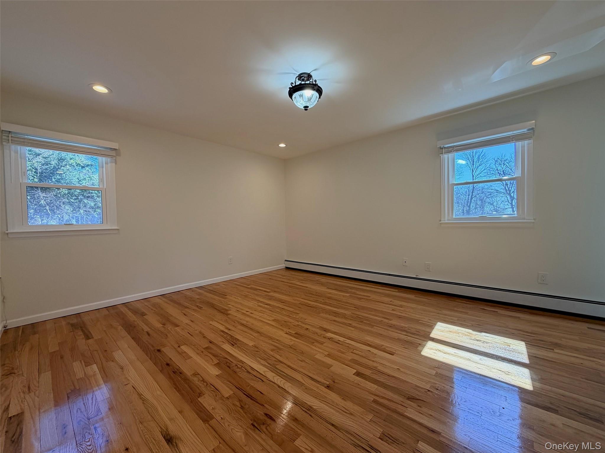 #15 photo, 86-79 Palo Alto Street, কুইন্‌স Jamaica Estates , NY 11423