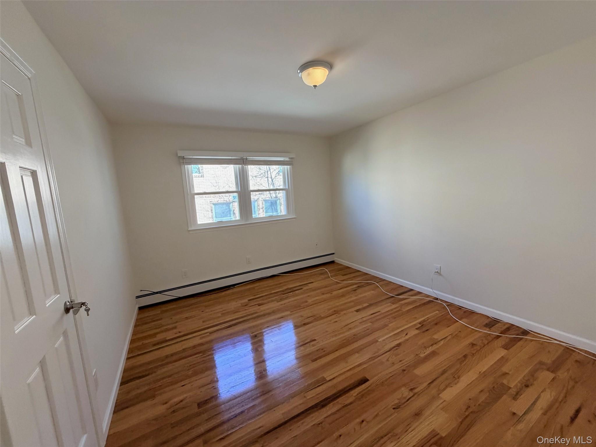 #18 photo, 86-79 Palo Alto Street, কুইন্‌স Jamaica Estates , NY 11423