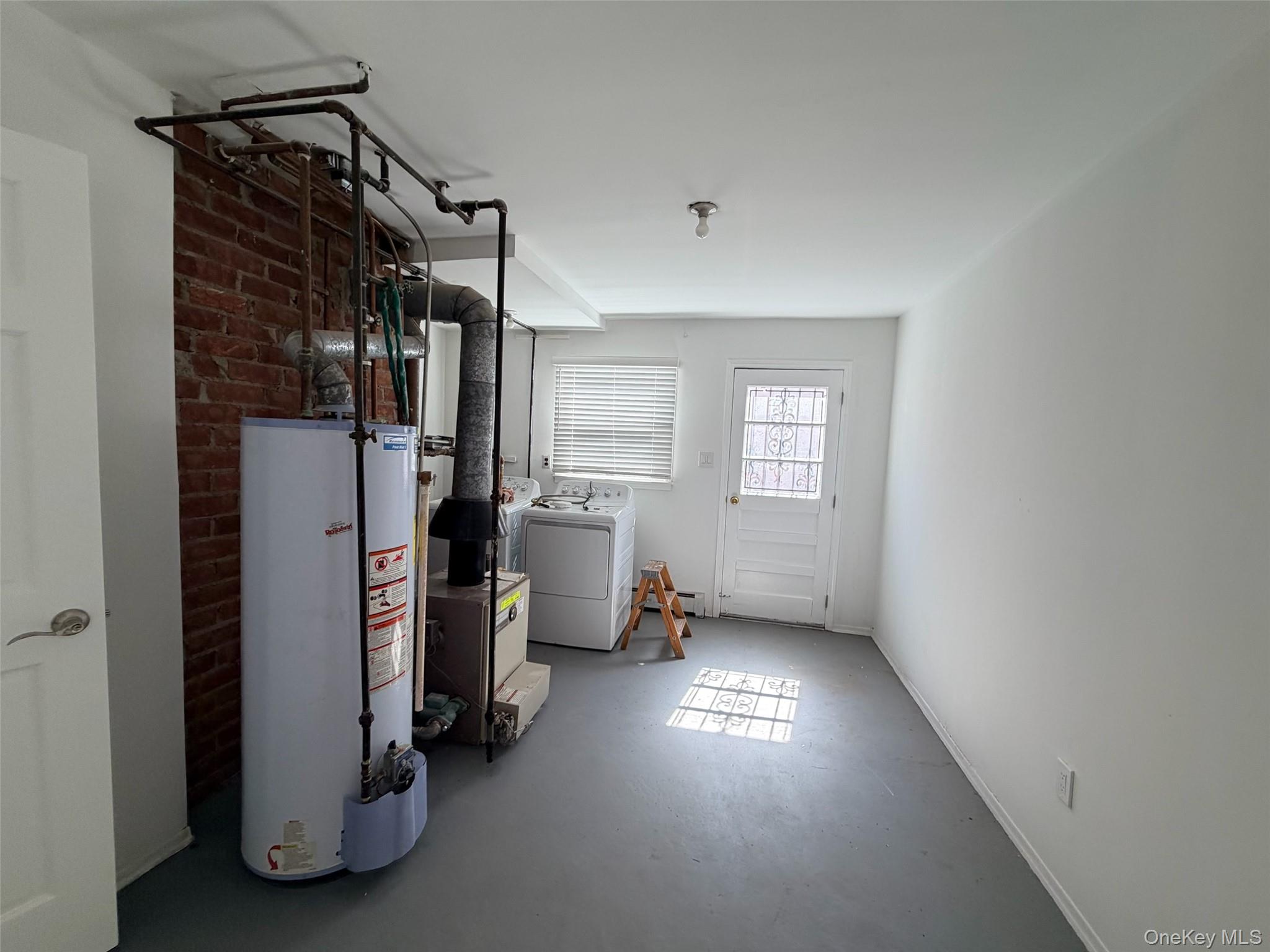 #19 photo, 86-79 Palo Alto Street, কুইন্‌স Jamaica Estates , NY 11423